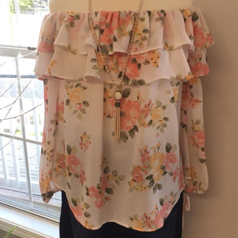 Off the Shoulder Floral Top